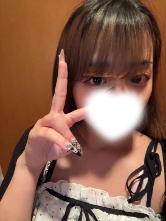 まお★１８歳Eカップ現役学生★