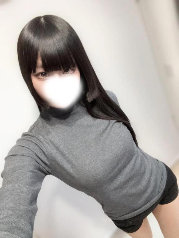 ろな★無限に可愛いSSS級美少女